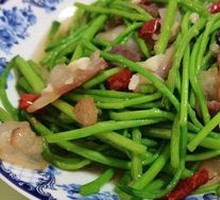 Stir-fried Water Bamboo with Preserved Pork