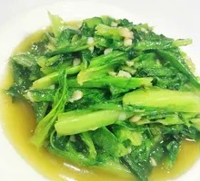 Garlic Stir-Fried Rapeseed Greens
