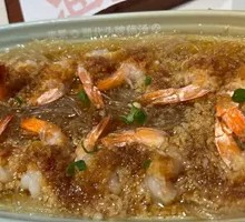 Garlic Noodles with Fresh Shrimp