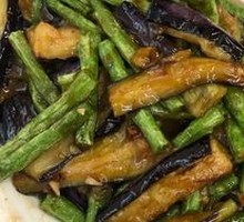 Eggplant and Green Bean Stir-Fry
