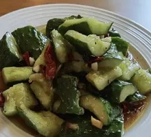 Knife-Pounded Cucumber