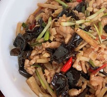 Fish-Flavored Shredded Pork