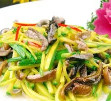 Stir-fried Green Pepper and Pumpkin Strips
