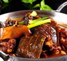 Softshell Turtle and Lamb Stew