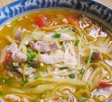 Secret-Style Preserved Vegetable and Pork Noodles