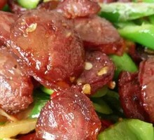 Spicy Green Pepper Sausage