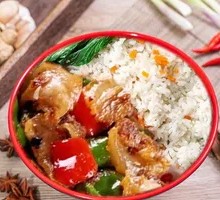 Spicy Pepper and Pork Stir-Fry Rice