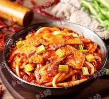 Spicy Chicken Fried Rice Noodles