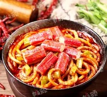 Sauce-Flavored Crab Stick Stir-Fried Rice Noodles
