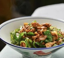 Hunan-style Pork with Chili