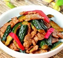 Crispy Cucumber with Pork