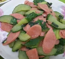 Cucumber with Ham Sausage Stir-fry