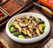 Bamboo Shoots and Baby Bok Choy Stir-Fry