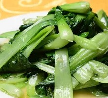 Stir-Fried Bok Choy with Garlic
