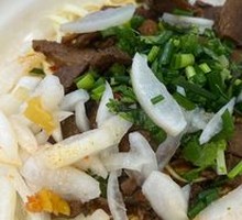 Thin Noodles with Beef