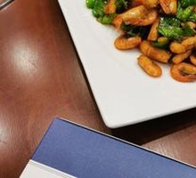 Stir-Fried River Shrimp