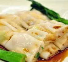 Egg and Shrimp Rice Noodle Roll