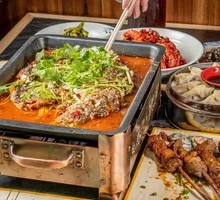 Braised Fish in Sour Cabbage Pot