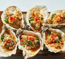 Charcoal-Grilled Rushan Oysters