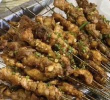 Charcoal-Grilled Pork Skewers
