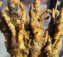 Charcoal-Grilled Marinated Chicken Feet