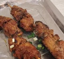 Charcoal-Grilled Chicken Wings