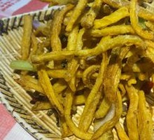 Dry-Fried Lotus Root Strips