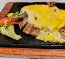 Golden Thick-cut Flame Black Pepper Steak
