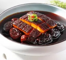 Sticky Date Pork