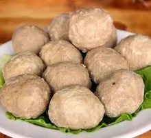 Sauerkraut Meatballs
