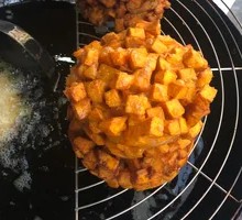 Fried dough snack