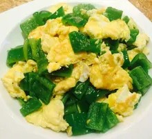 Egg with Green Pepper