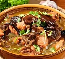 Chicken Stewed with Mushrooms