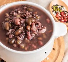 Black Rice Eight Treasure Porridge
