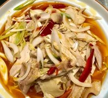 Spicy Sichuan Chicken with Pepper and Garlic