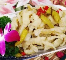 Sichuan-style Pickled Chicken Feet