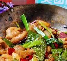 Spicy Pork Intestines Stir-fry