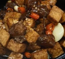 Stinky Tofu and Beef Tendon