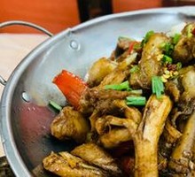 Spicy Pot-Steamed Chicken