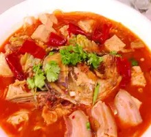 Braised Pork Ribs with Fish Head