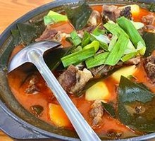 Braised Pork Ribs with Enshi Potatoes