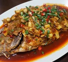 Dry-burned stinky mandarin fish