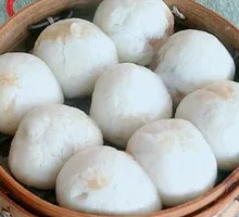Hangzhou-style Steamed Pork Dumplings