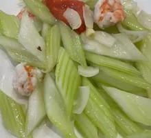 Celery and Lily Bulb Stir-fry