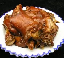 Braised Pork Trotters in Soy Sauce