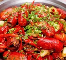 Qianjiang Oil-Braised Crawfish