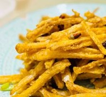 Dry-Fried Lotus Root Strips