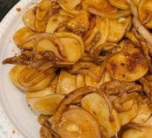 Stir-Fried Pork Noodles with Rice Cake