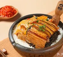 Stir-fried Pork with Crushed Peppers and Sliced Potatoes with Braised Pork
