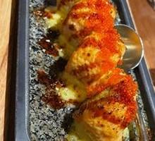 Heart Specialty Baked Roll